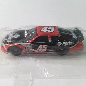 VINTAGE KYLE PETTY DODGE RT RACING NASCAR #45 SPRINT CAR CEREAL PROMO 1:64